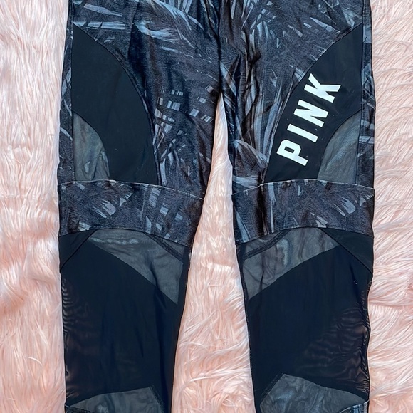 PINK Victoria’s Secret Ultimate Tropical Leggings Size‎ Small - Picture 4 of 7
